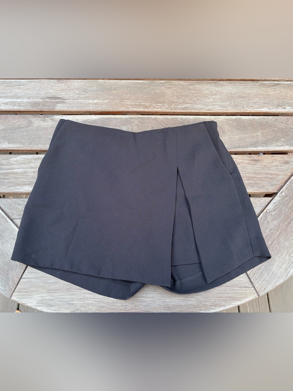 Express Women's High Waisted Mini Skort with Front Overlay Pleat Black Size 2